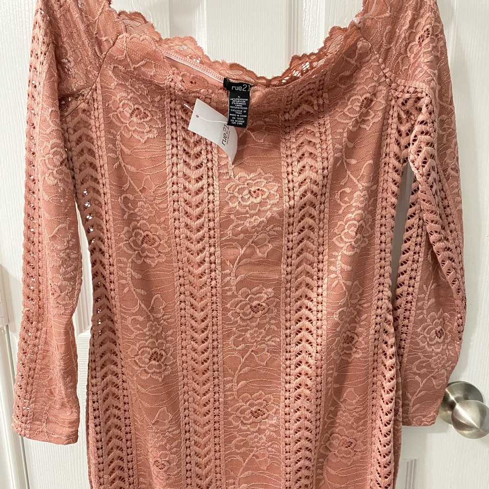 Lace dress-Size L